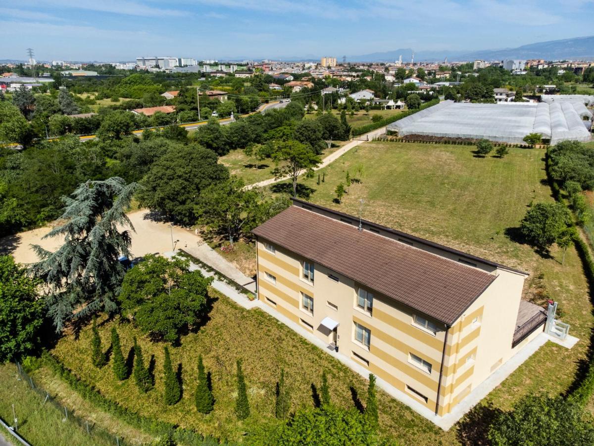 Borgoroma - Business & Apartments Verona Dış mekan fotoğraf